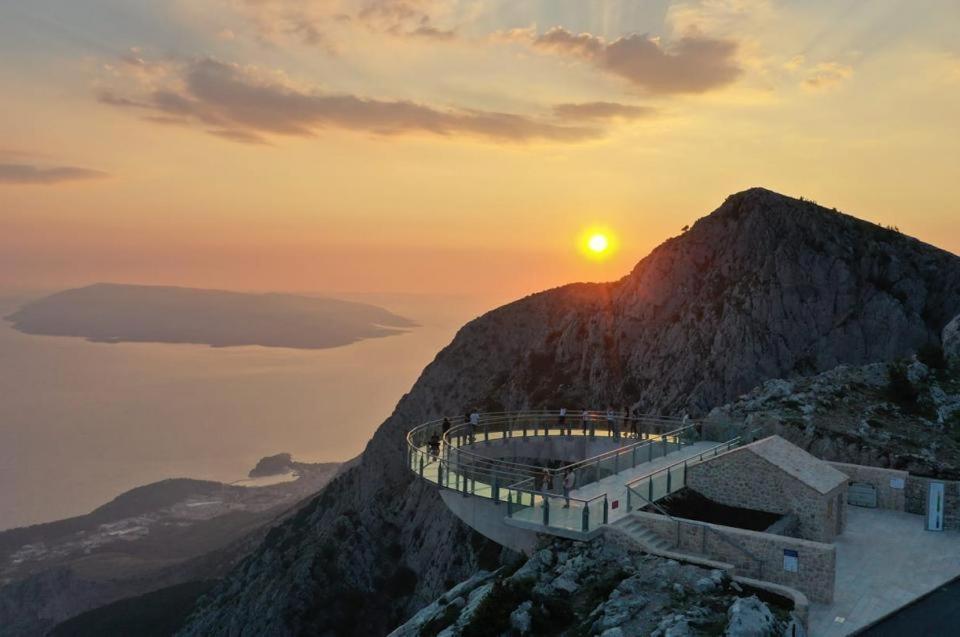 Villa Bougenvilia Tomas Tucepi Luaran gambar