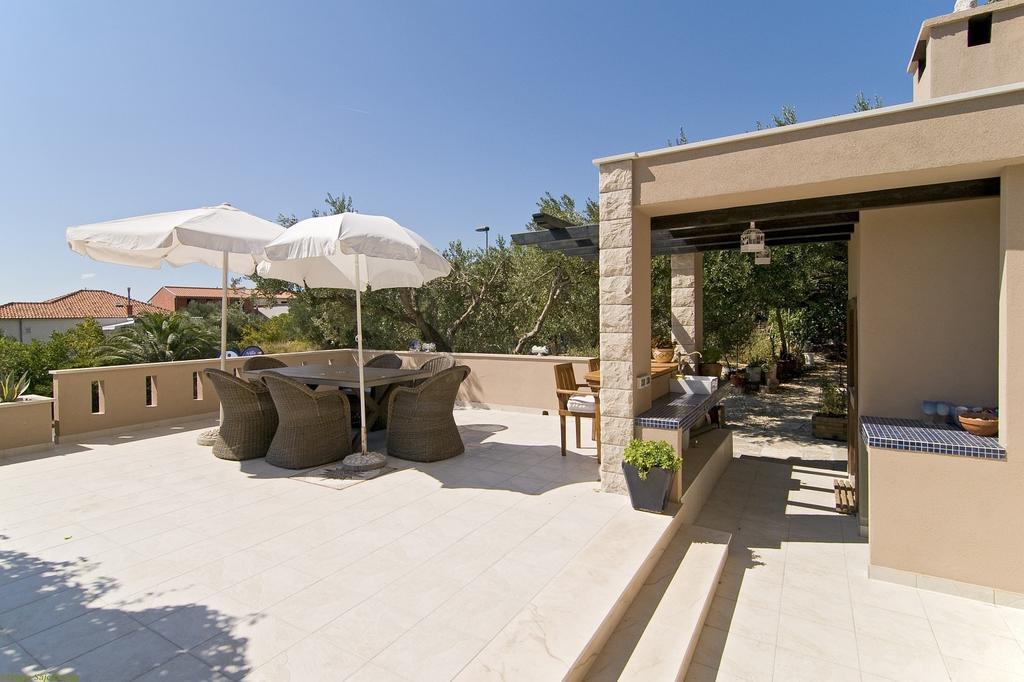Villa Bougenvilia Tomas Tucepi Luaran gambar