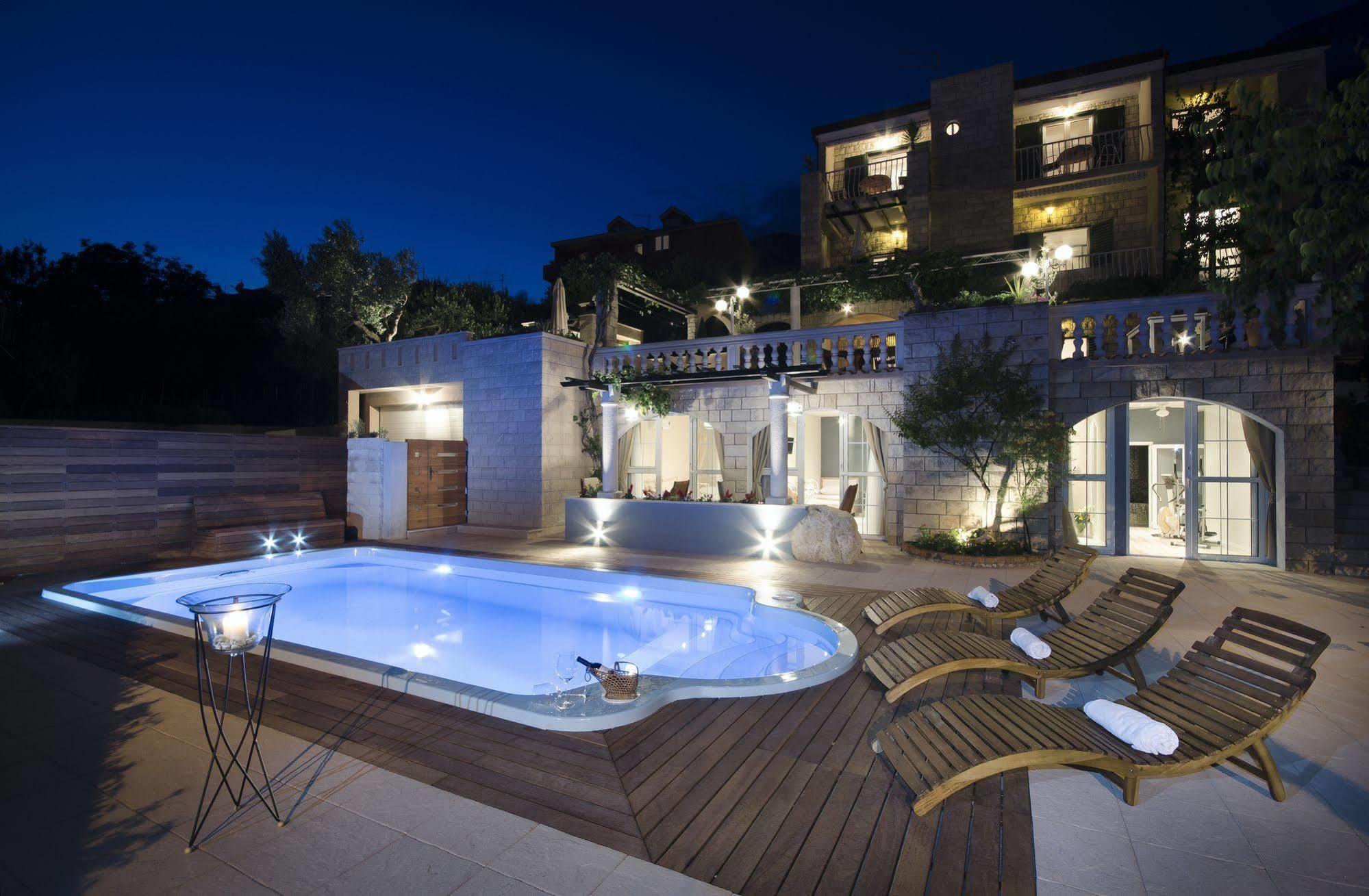 Villa Bougenvilia Tomas Tucepi Luaran gambar